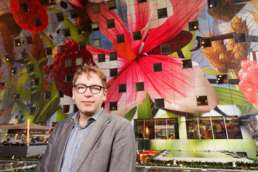 2016 december - In opdracht van Volta_thinksvisual, voor Bouwfonds Property Finance Ezine#02 - portret van Stefan de Koning van Mvrdv in de markthal van Rotterdam. ©2016 Raymond de Vries (RAY fotografie/beeld/ontwerp)